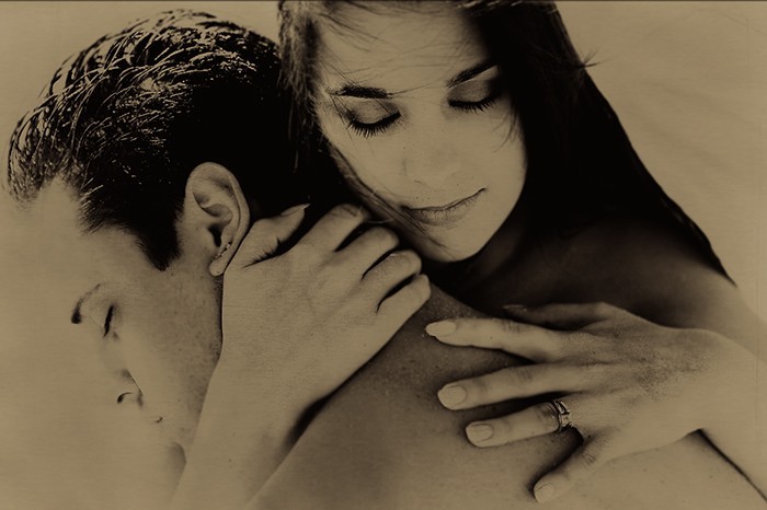 Томная любовь. Прижимается щекой к руке. Мужчина и женщина прижимаются щеками. Картинки для мужчины с нежностью. Проявление нежности к мужчине в картинках.
