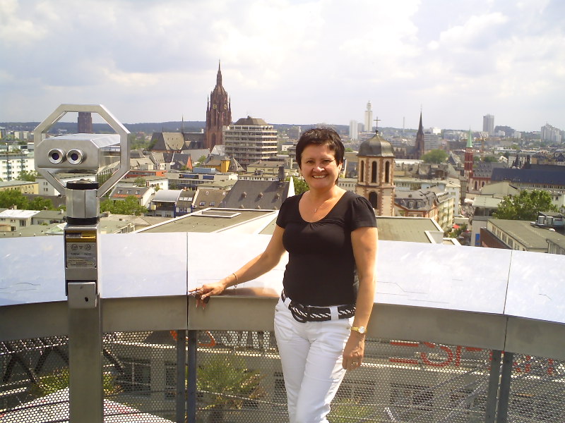 Пролетит мгновенье-знаю я