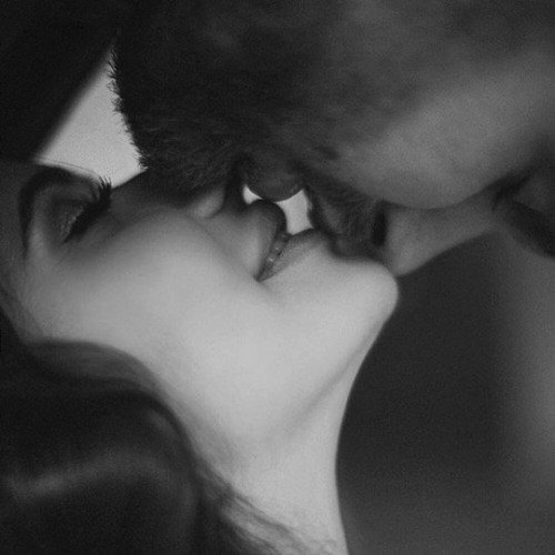 Сердце сладостно так бьётся...