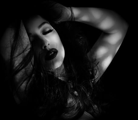 Тьма обмана вдохновенья