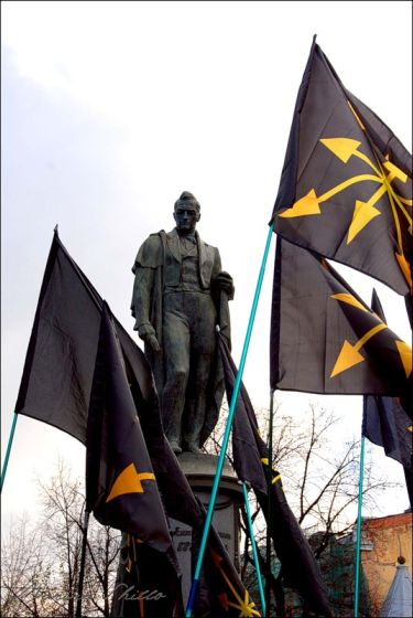 Бедная моя Родина...