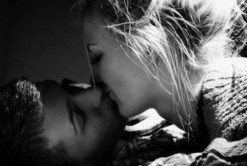 Любовью женщин я не обделён...