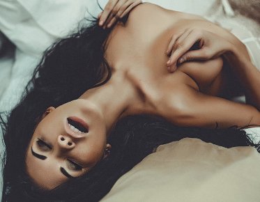 Страсти грешной не таи...