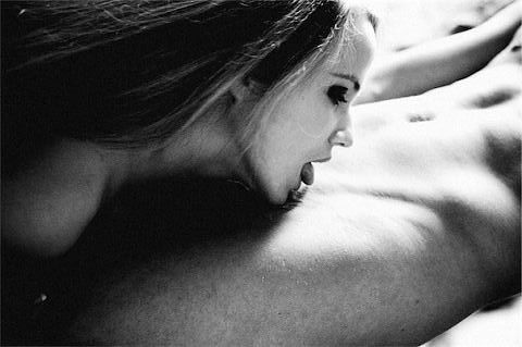 Властью девы ослеплённый...