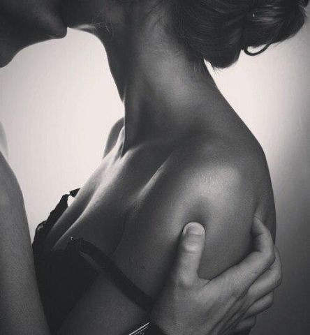 При страсти пил твоё дыханье...