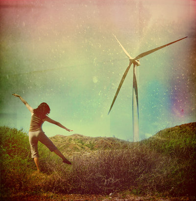 Музыканты на флейтах играют прощальную мессу