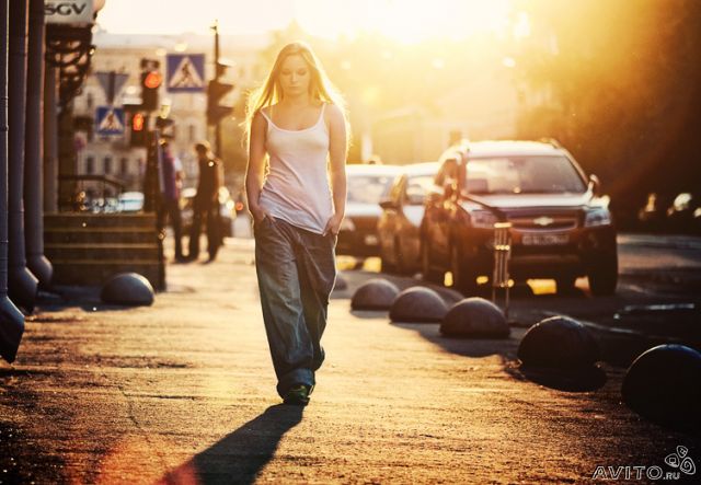 Я по улочкам жизни бродила