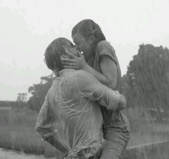 Минуты страсти под дождём