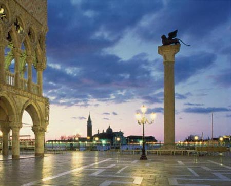 Италия! Мне посчастливилось быть средь дорог...