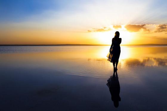 Я знаю, где-то бродит дева...