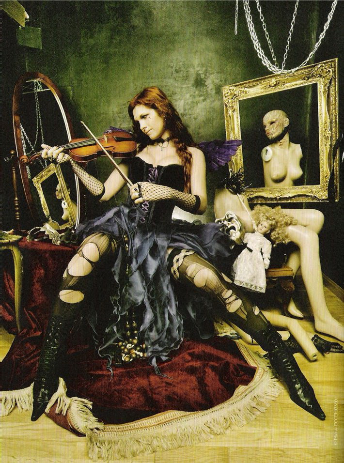 Красно-белым крестом