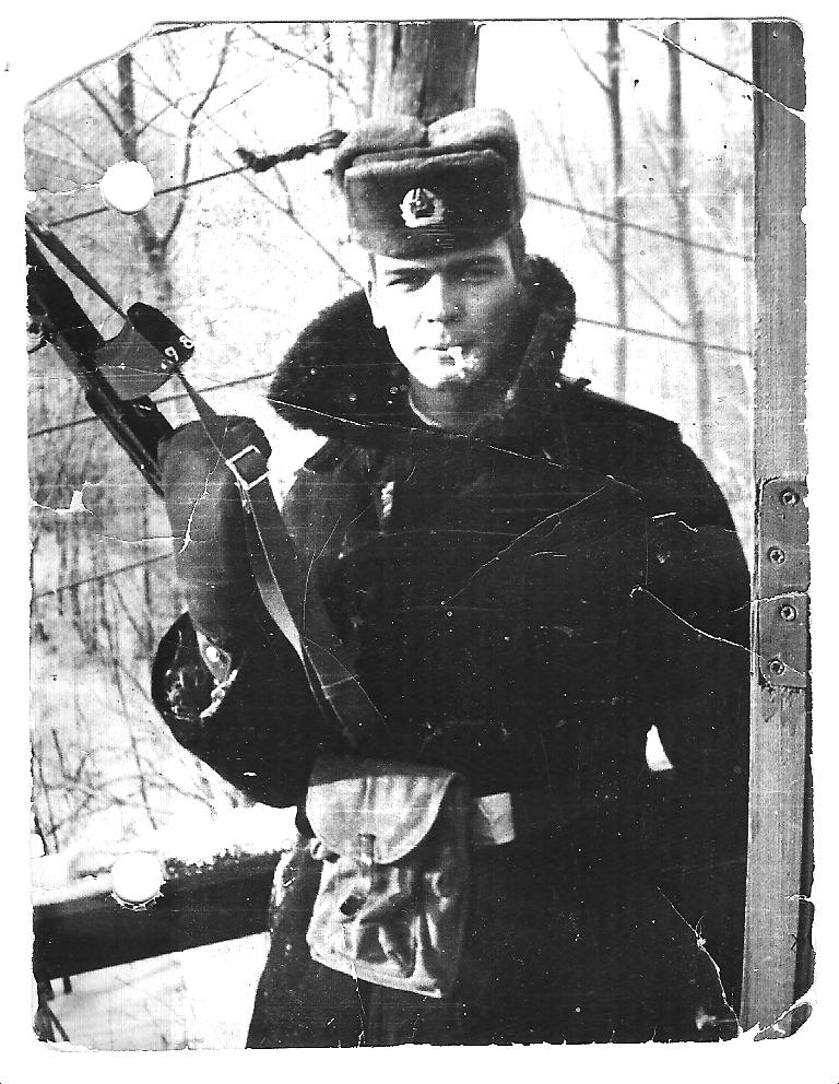 С 23 февраля!