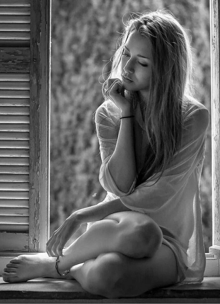 На дороге судьбы перед нами