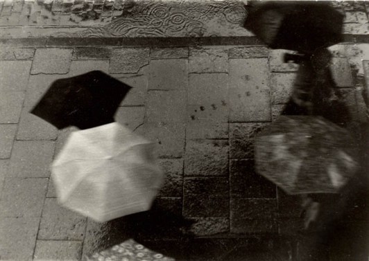 Как поцелуи дождевые струи