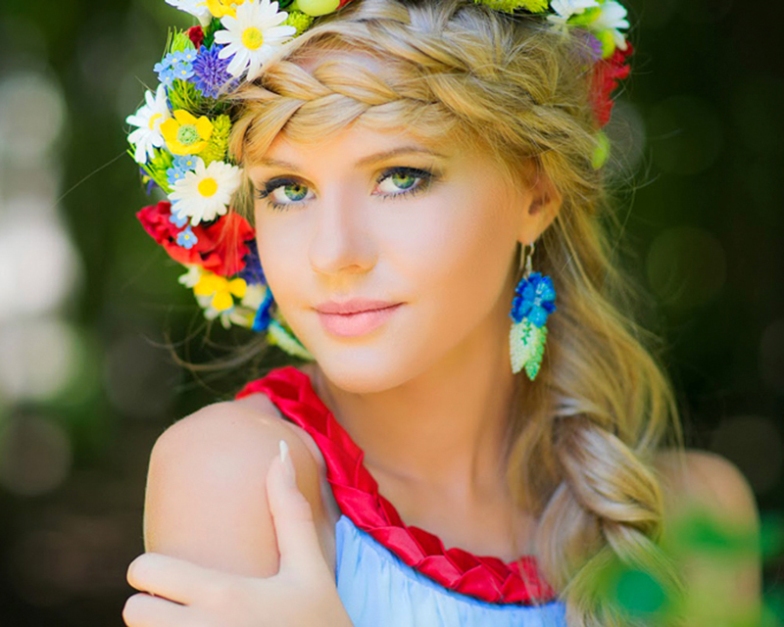 Пред женской красотой мы пали, идя на эшафот...