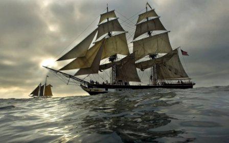 Вновь корабли своей пристани ждут...