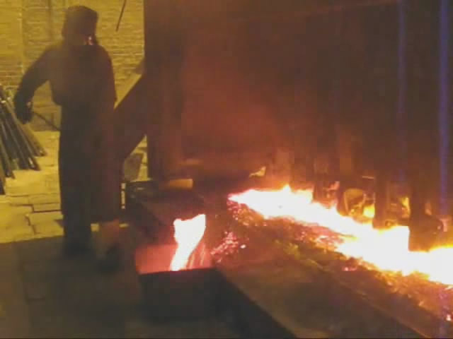 Горячий август