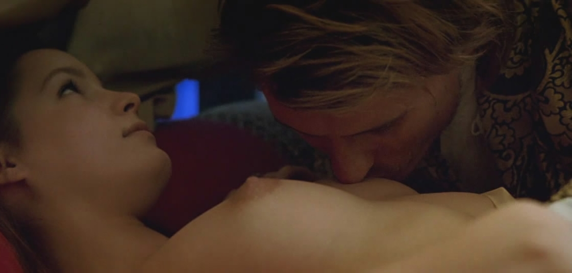 Тяжесть груди привлекала...