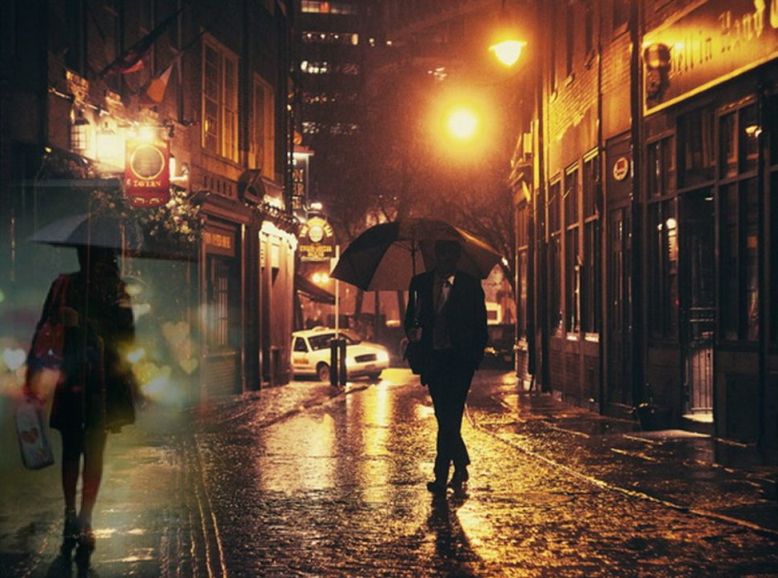 А я по-прежнему страдаю и люблю...