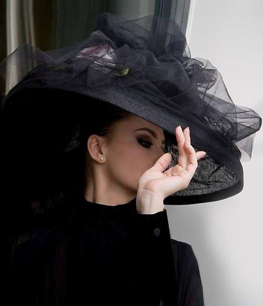 Расклад обманной суеты...