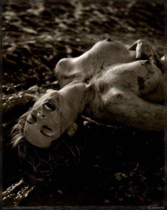 Не белая... Прими, какая есть