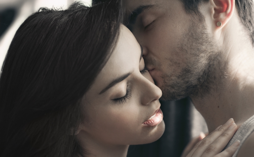 Играет нашей любви благостный оркестр