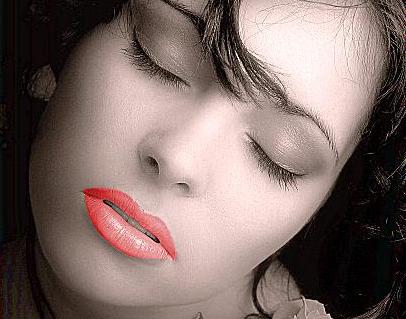 При огнях в ночи свечей!