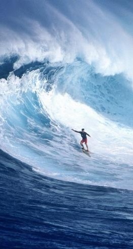 закрытыми глазами