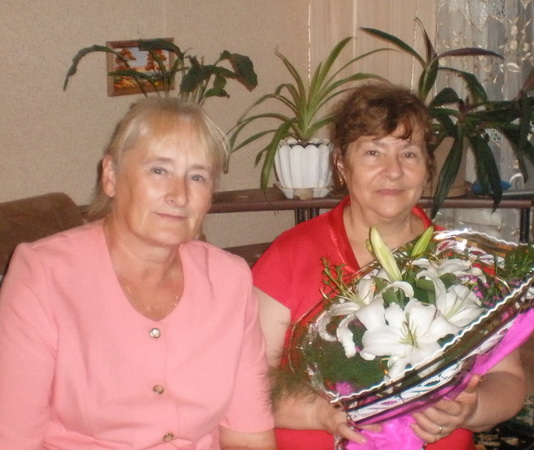 С подругой...