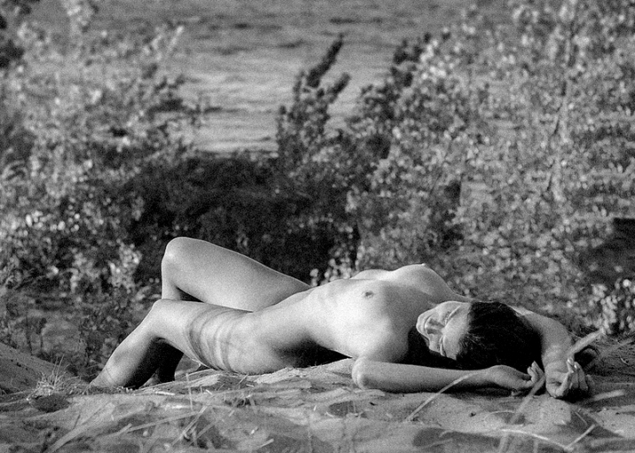 Чтоб испытать взлёт чувственных явлений!