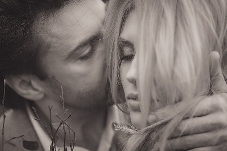 Я зарю вновь с рассветом встречаю!