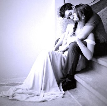 Прошедших дней уж не вернуть!