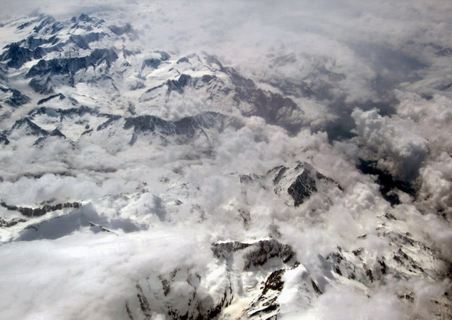 На краю у черты...