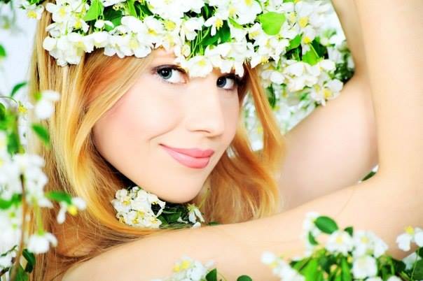 Я от слов твоих пьянел средь ночи...