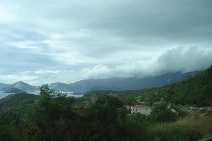 прожито, просра...