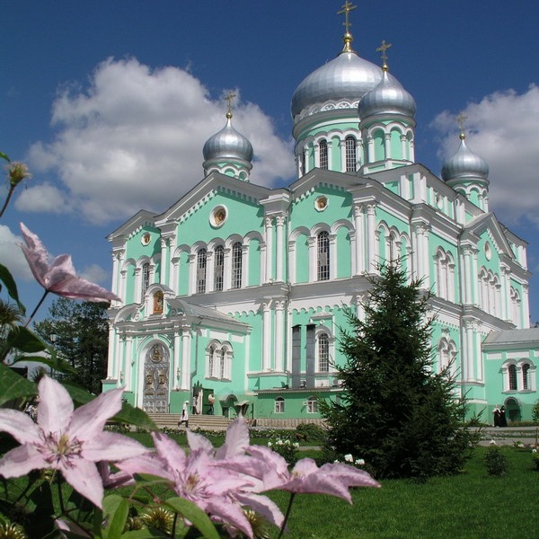 Храм в дивеево фото Всему своё время (Иван Рогуленко) / Стихи.ру