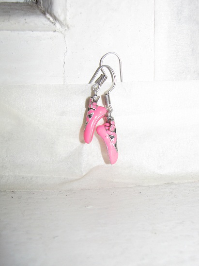 Она любит тебя до