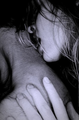 Не целуй меня, родная!