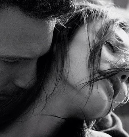 Мы одинокими при жизни своей стали!