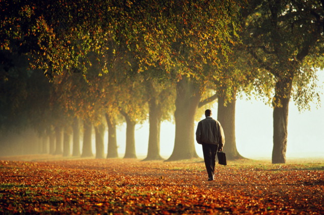 Нет для души сильней страданья!