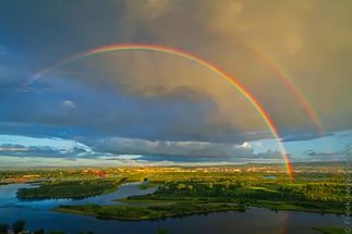 Взошла радуга дугой!