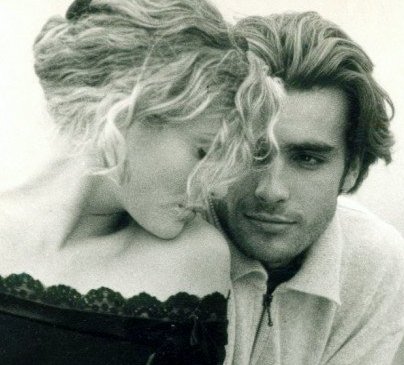 Готов любой в ту пропасть пасть!