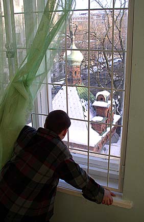 Я из больничного окна смотрю...