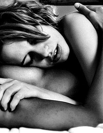 Прекрасный час в безмолвии ночном!