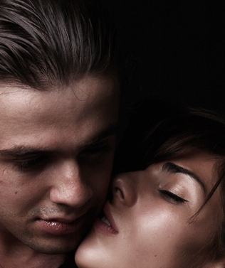 Мы этим продлеваем любви дни!