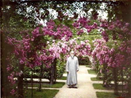 По Рабиндранату Тагору