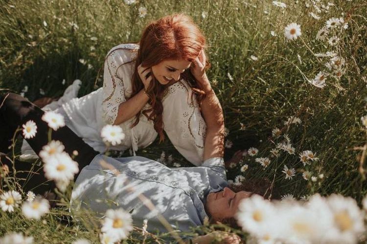 Я душой любви свет обретаю!