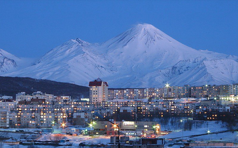 Петропавловск Камчатский зимой Авачинский
