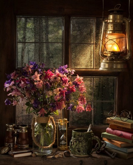 Чу! Залаял сторож - пёс!