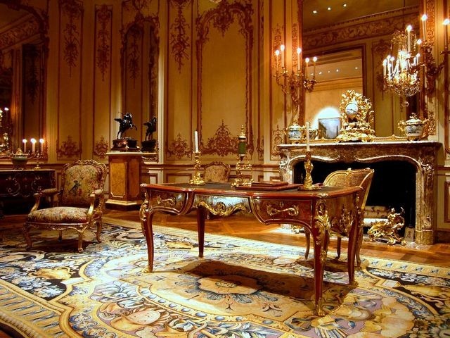 Когда бы дух старинных комнат...